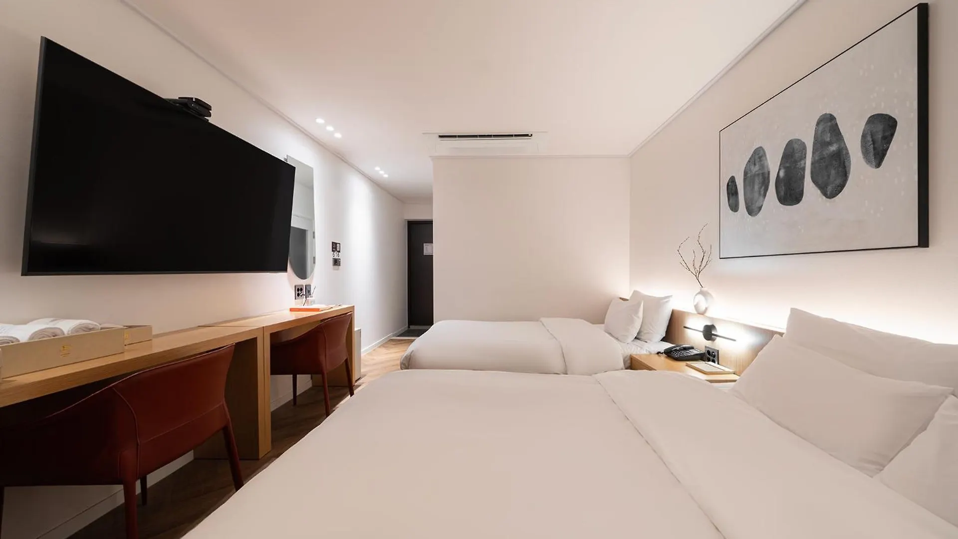 Browndot Incheon Airport New City 0*,