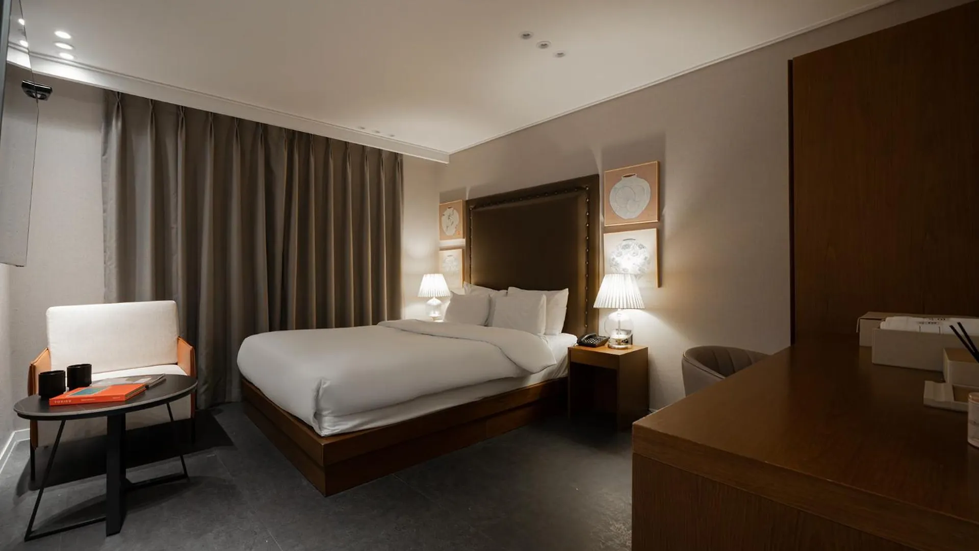 Browndot Incheon Airport New City 0*,