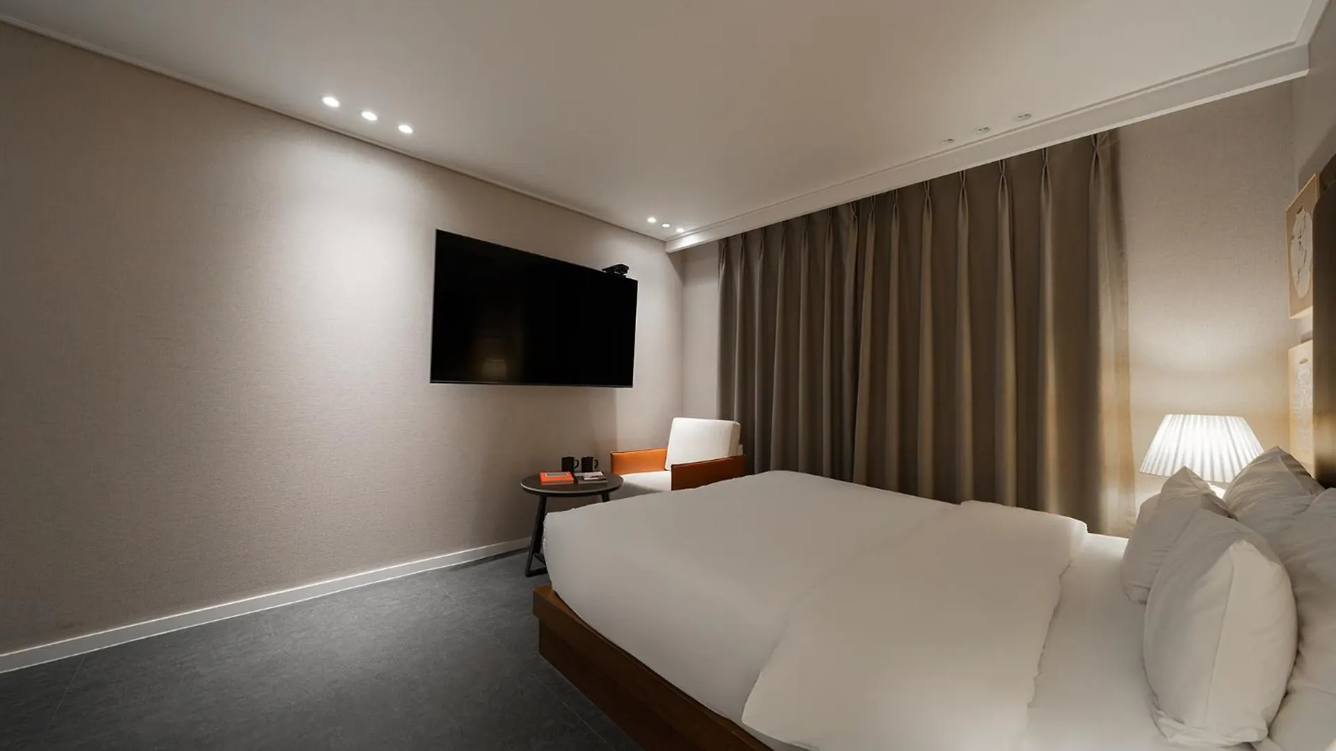 Browndot Incheon Airport New City 0*,  韓国